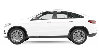 Mazda color blanco para alquiler